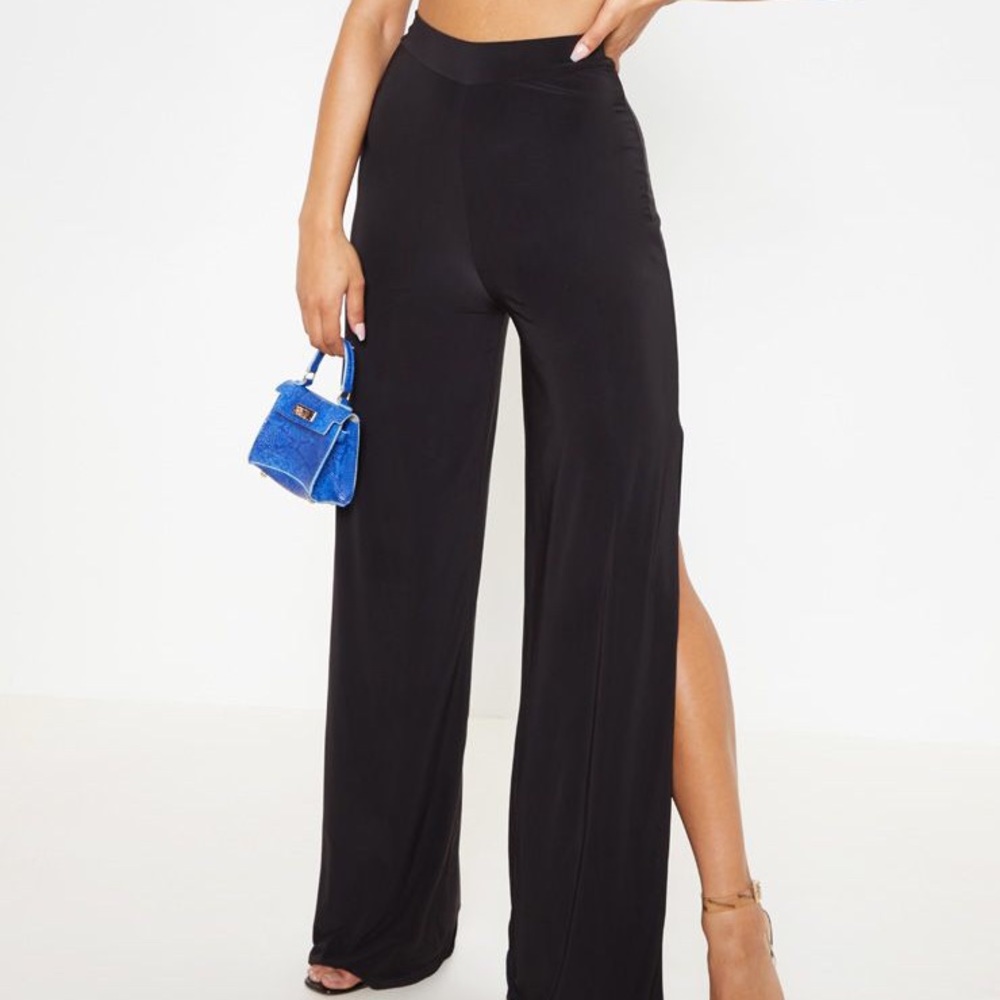 🖤Black Side Split Slinky Pants⚡️